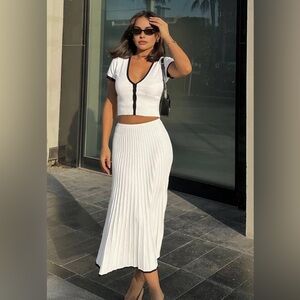 Minimalism Contrast Trim Sweater Skirt Set from Commense. NWT